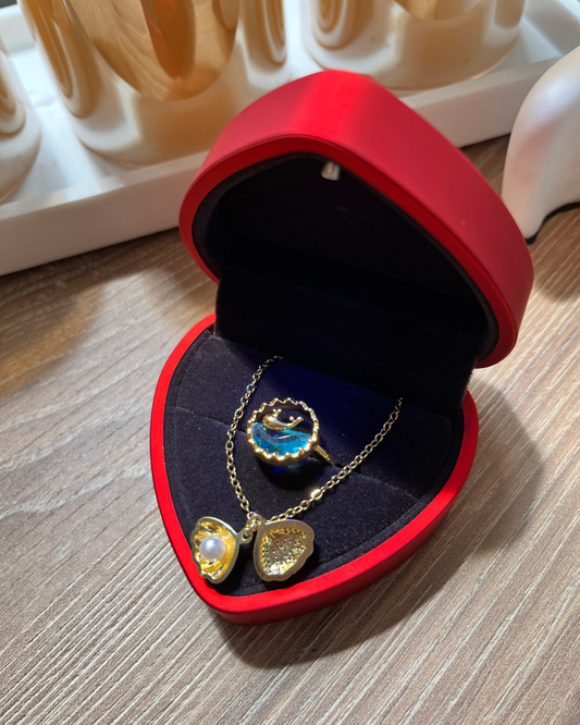Set Tesoros del Mar Collar y Anillo Ballena con Caja LED