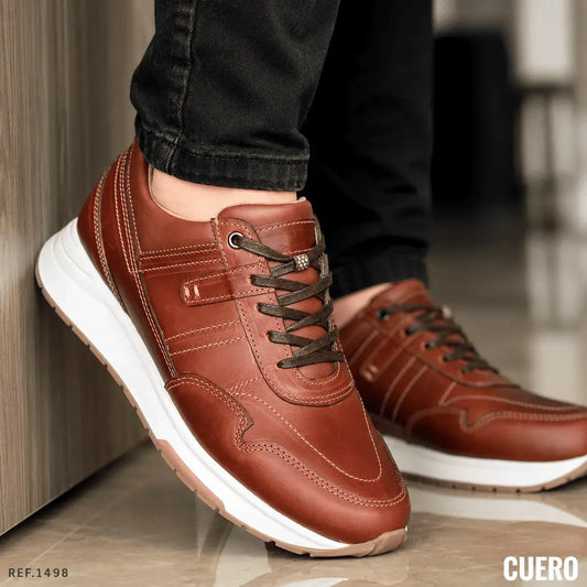 Zapato sport para hombre en cuero encerado con plantilla confort y suela TR resistente. Cómodo, elegante y versátil para oficina, reuniones y uso diario.