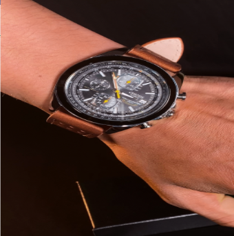 Gray helmet for bikers