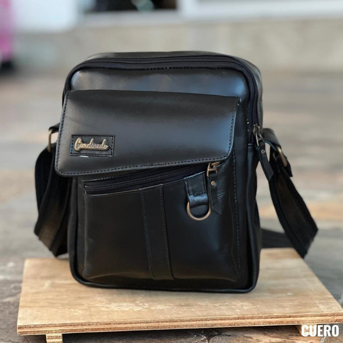 Carriel para Caballero 100% Cuero – Elegancia Artesanal con Estilo Premium