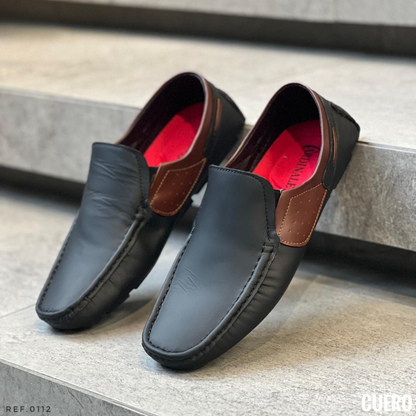 Mocasín Tejido en Cuero Encerado – Estilo Artesanal con Acabado Premium
