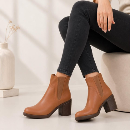 Botín Caña Media para Dama – Estilo Elegante con Presencia Moderna