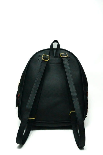 Bolso Techy premium en sintético tipo cuero con compartimentos y herrajes dorados. Amplio, elegante y funcional para trabajo, universidad o viajes en Colombia.