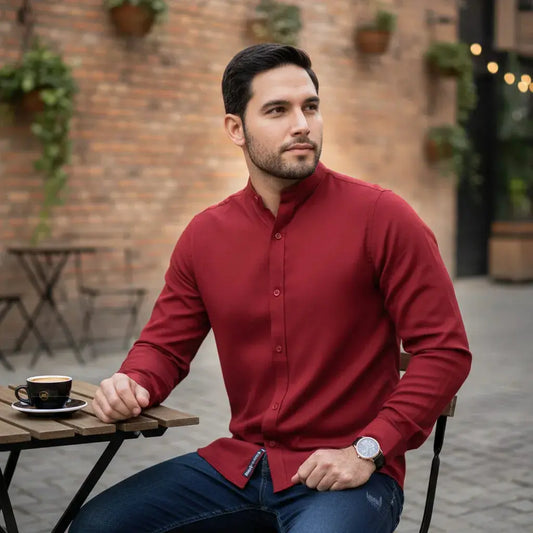 Camisa para hombre cuello Neru en seda mango clásica, talla única adaptable de S a XXL. Diseño elegante con envío rápido en Colombia.