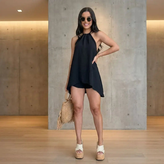 Cojunto Aura de dos piezas para dama con diseño elegante, moderno y silueta sofisticada. Ideal para salidas, reuniones, eventos y looks casuales elegantes.