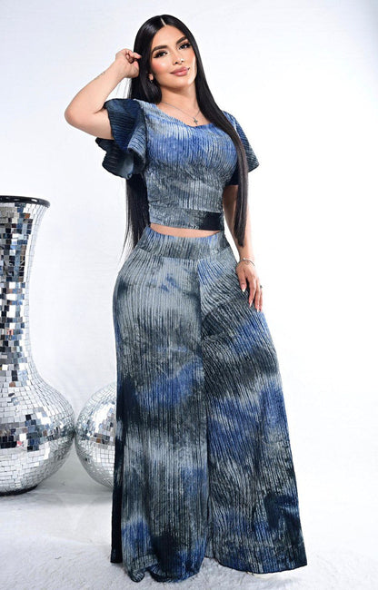 Conjunto femenino palazzo y blusa en crepe, talla única adaptable a S, M y L. Diseño elegante con envío rápido en Colombia.