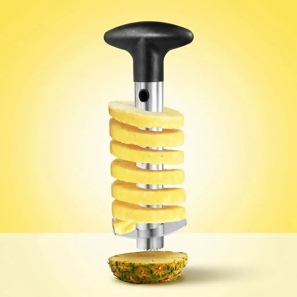 Utensilio manual para cortar y descorazonar piña en espiral. Rebanadas perfectas y corte rápido sin desperdicio.