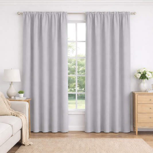 Cortinas blackout térmicas que bloquean la luz, reducen ruido y brindan privacidad. Medida 135x220 cm, ideales para dormitorio y sala.