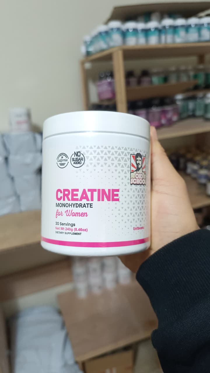 Creatina monohidratada Pro Old School en polvo, suplemento deportivo para apoyar el rendimiento físico, la fuerza muscular y el entrenamiento en gimnasio.