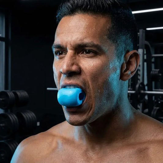 Ejercitador de mandíbula DROPS portátil para entrenamiento facial con resistencia, uso individual, rutina de cuidado personal y práctica diaria moderada.