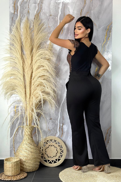Enterizo manga corta en crepe para mujer, disponible en tallas S M y L XL. Diseño elegante con envío rápido en Colombia.