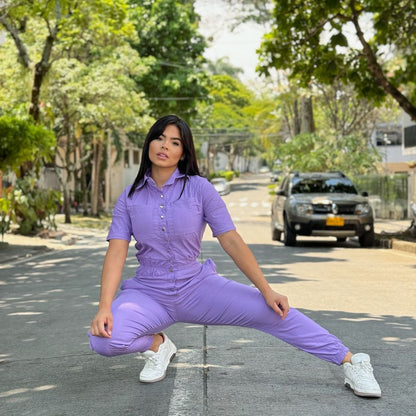 Compra enterizo para mujer Ref 0058J en bengalina licrada, moldeador y elegante, disponible en tallas S a XL con ajuste perfecto.