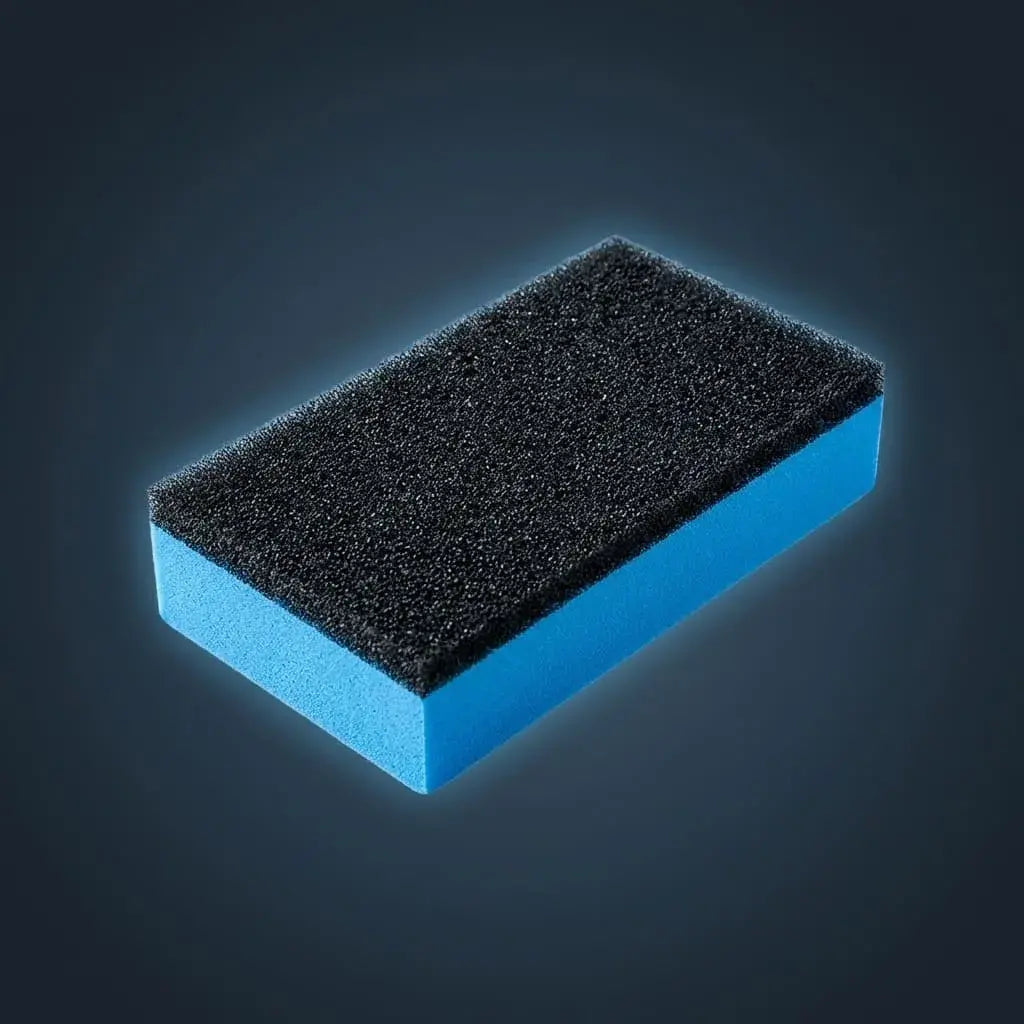 Esponja aplicadora automotriz azul para cera, cerámicos, nano recubrimientos y tratamientos de vidrio. Ideal para detallado, limpieza y mantenimiento vehicular.