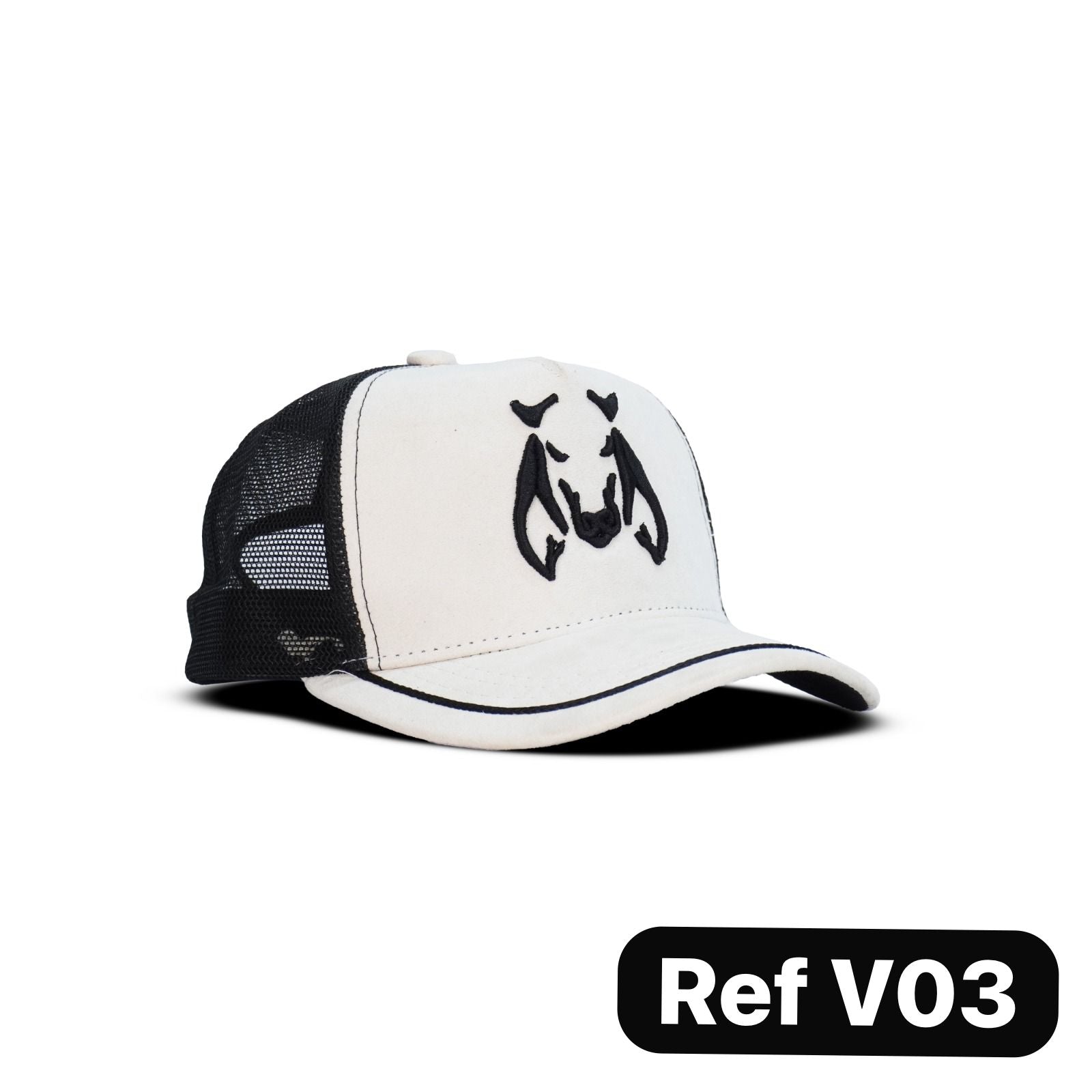 Gorras agropecuarias tipo trucker con malla trasera y cierre snapback ajustable. Frescas, resistentes y perfectas para trabajo en campo o uso diario.