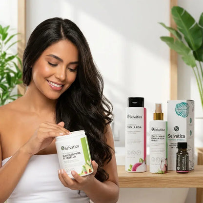 Kit capilar anticaída para mujer con ingredientes naturales. Incluye tónico, shampoo, ampolleta y tratamiento nutritivo para fortalecer el cabello y estimular su crecimiento con uso constante. Ideal para rutina completa.
