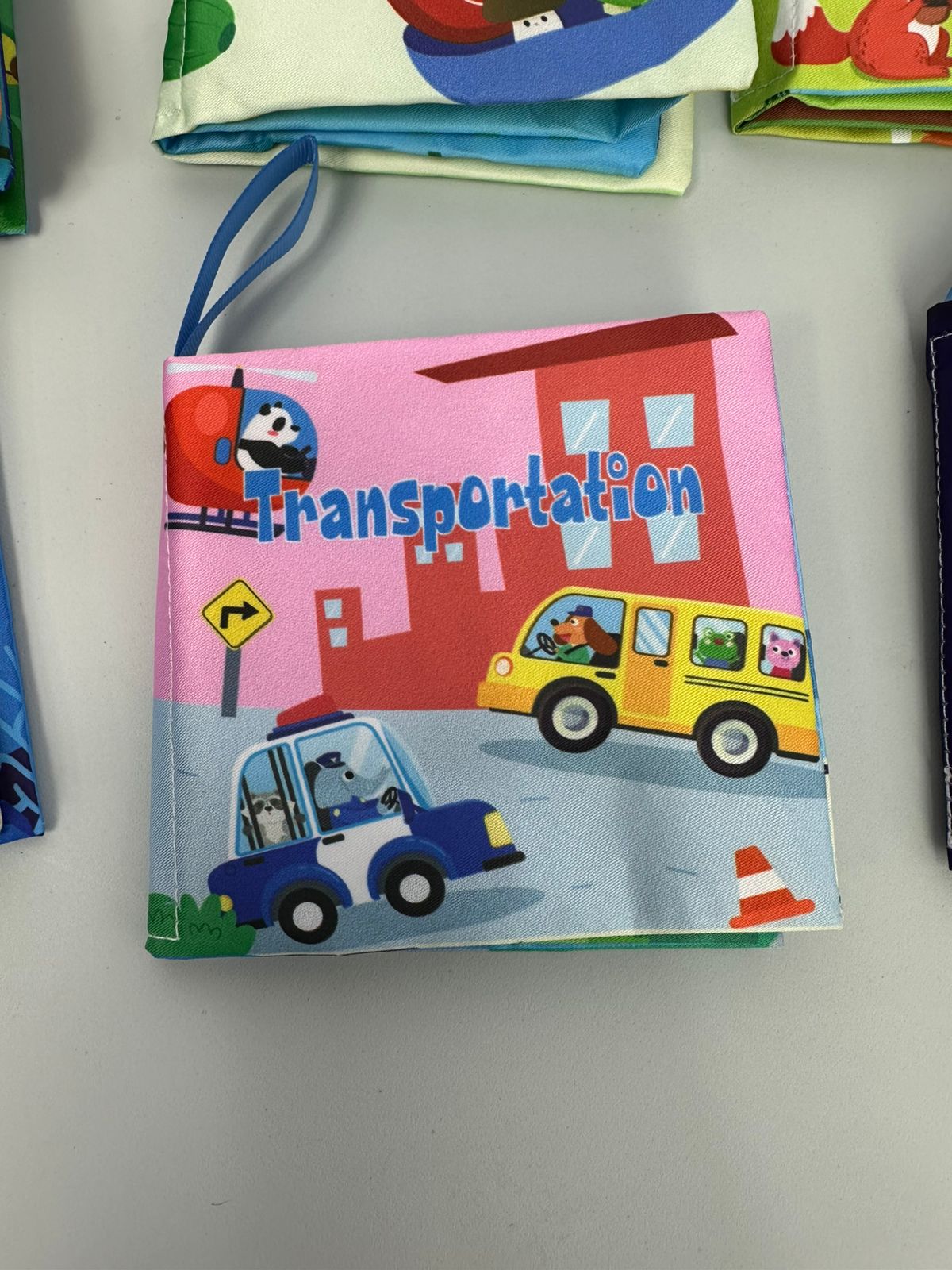 Libro de tela para bebé con sonido y diseño de animales marinos. Juguete educativo suave y seguro que estimula el desarrollo cognitivo de 0 a 3 años.