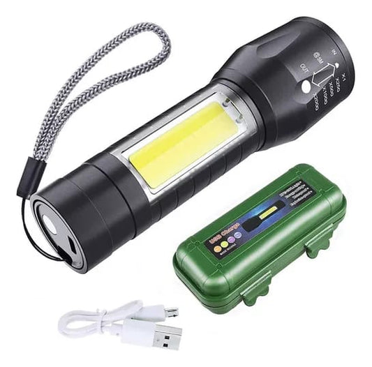 Linterna recargable con zoom ajustable, resistente al agua y de alta claridad, ideal para hogar, camping, vehículo, emergencias y actividades al aire libre.