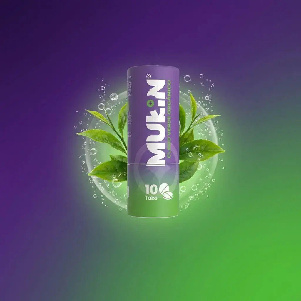 Desinfectante multiusos con ácido hipocloroso que limpia y protege sin enjuague. Seguro para superficies, textiles y áreas de alimentos.