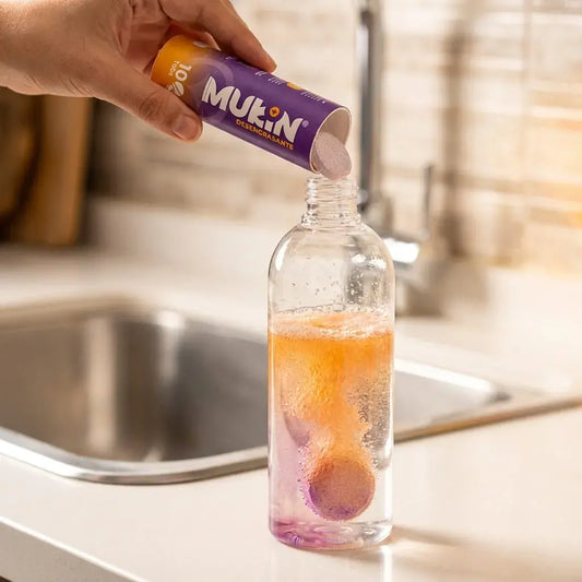 Desengrasante efervescente biodegradable que elimina grasa difícil sin enjuague. Ideal para cocina, parrillas y superficies de uso alimentario.