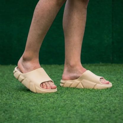 Pantuflas Urbanas Unisex EVA para uso diario. Calzado liviano, cómodo y deportivo en polipropileno con suela EVA suave, ideal para casa y descanso.