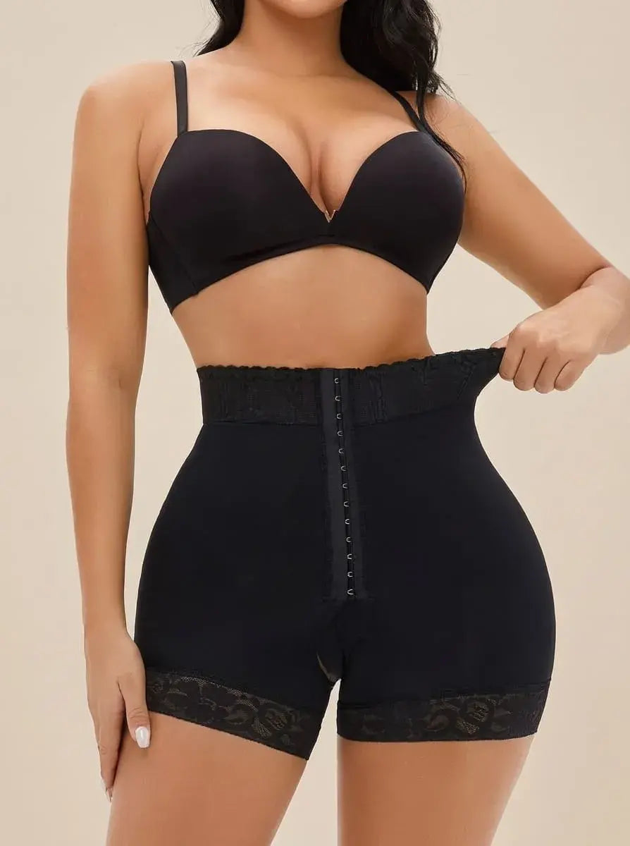 Panty moldeador de compresión dual con control abdominal, efecto levanta cola, powernet, lycra nylon y diseño discreto para uso diario o eventos.