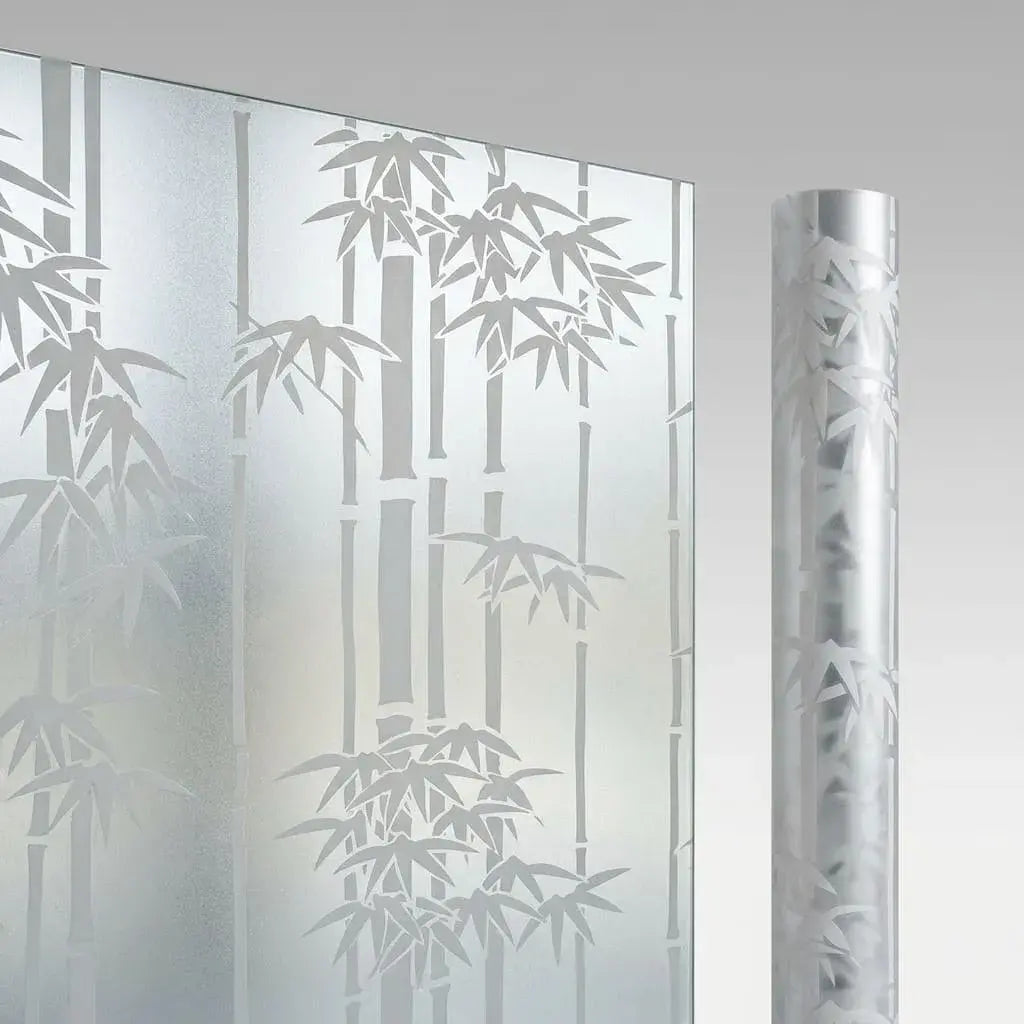 Película esmerilada Coavas para ventanas con privacidad, protección UV y adhesión estática reutilizable. Permite el paso de luz natural sin pegamento.