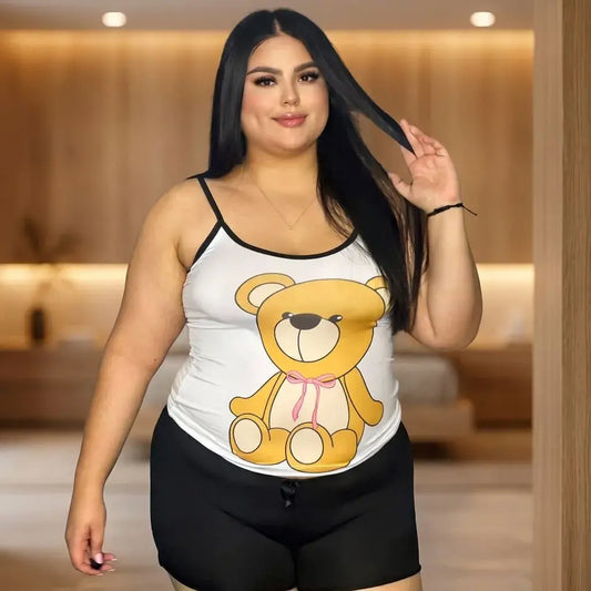 Pijama para mujer talla plus con short amplio y blusa de tiras, elaborada en tela piel de durazno suave, ligera y fresca para dormir o descansar.