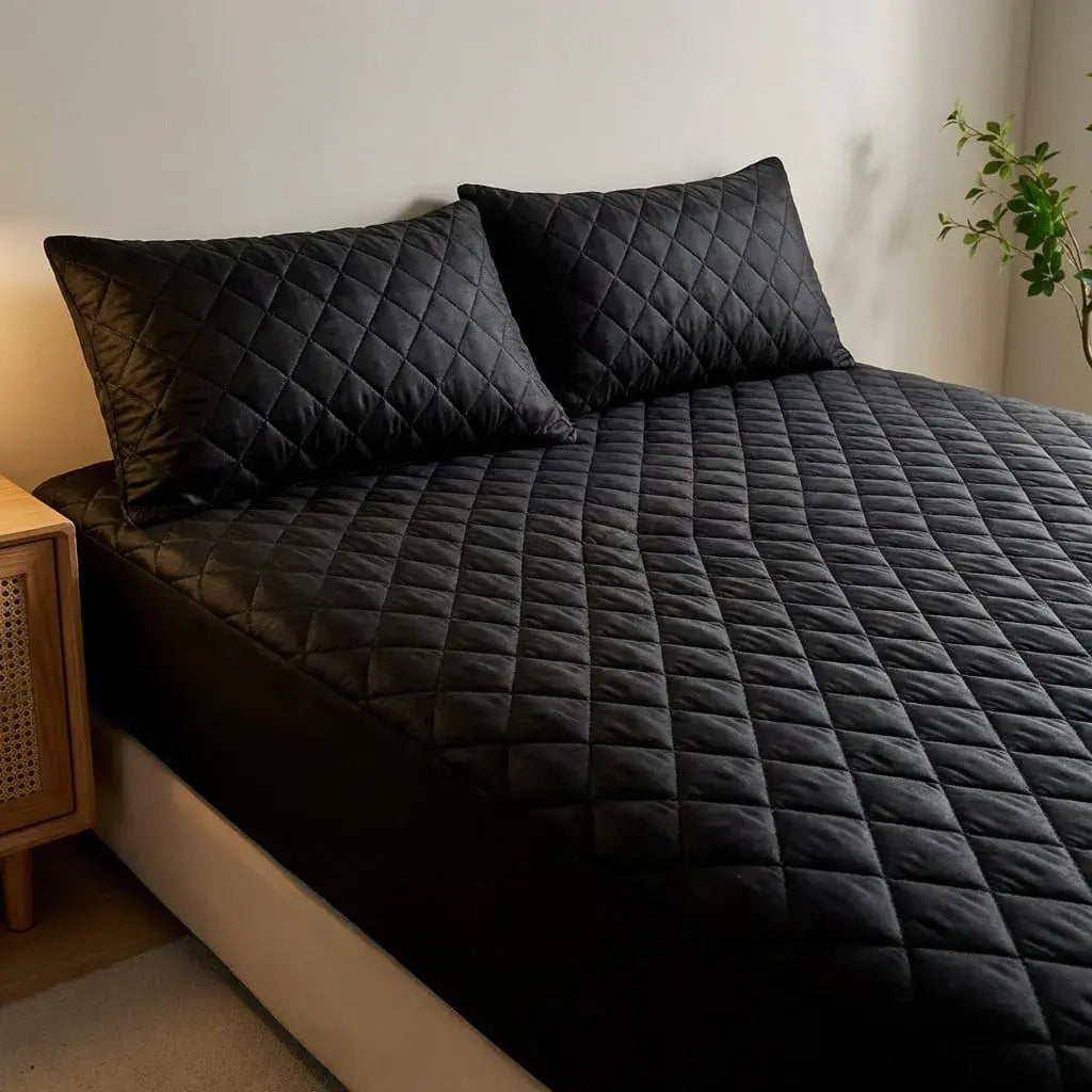 Protector de colchón Elite Premium impermeable con tela fría, propiedades antipolvo y antiácaros, incluye fundas de almohada para protección total.