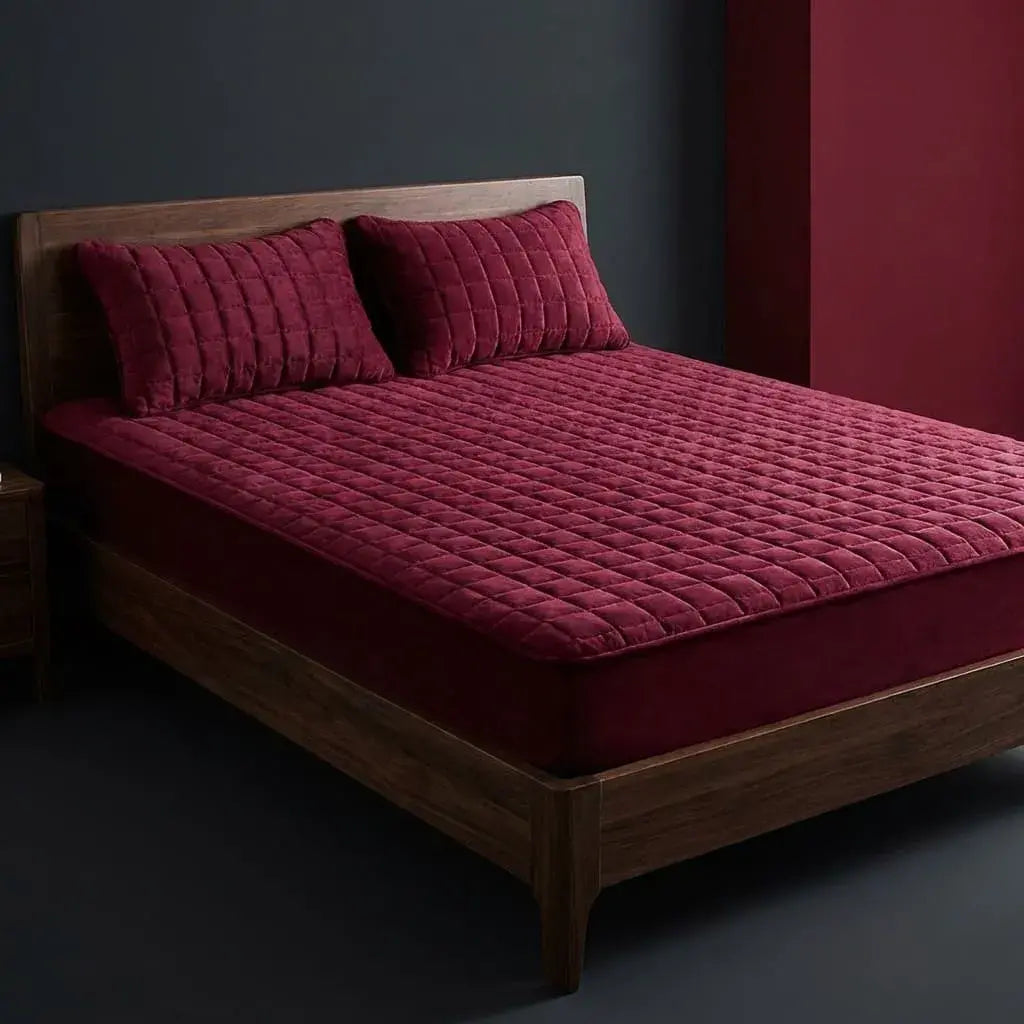 Protector de colchón Elite Premium impermeable con tela fría, propiedades antipolvo y antiácaros, incluye fundas de almohada para protección total.