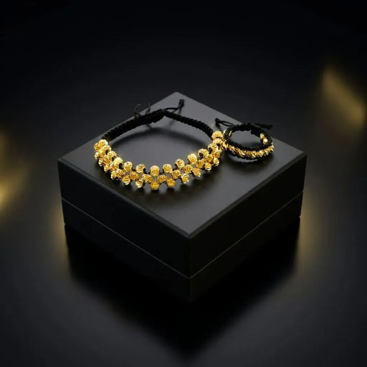 Set de pulsera 3 carriles diamantada con anillo en rodio hipoalergénico y acabado brillante. Accesorio elegante para uso diario, ocasiones especiales o regalo.