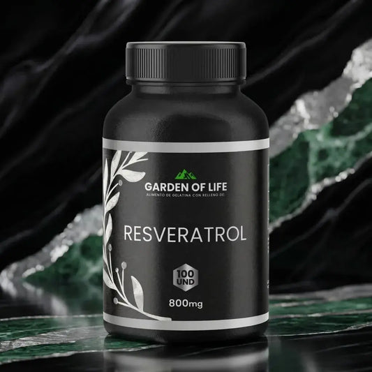Resveratrol Garden of Life en softgels, frasco oscuro de 360 cc con termosellado de seguridad. Complemento antioxidante para bienestar cardiovascular y envejecimiento saludable.