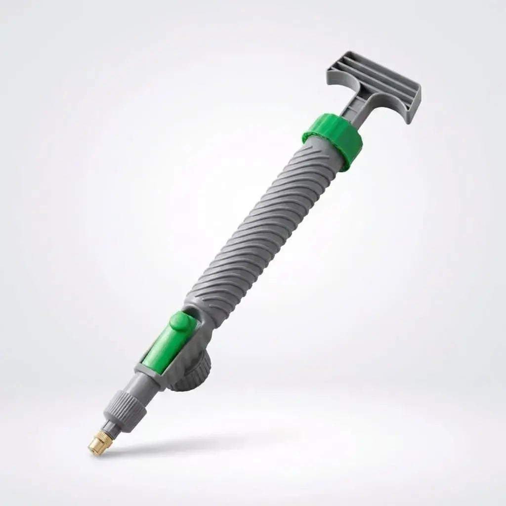 Compra Rociador Manual a Presión Universal para botella. Pulverizador ajustable ideal para riego de plantas y limpieza en el hogar. Práctico y portátil.