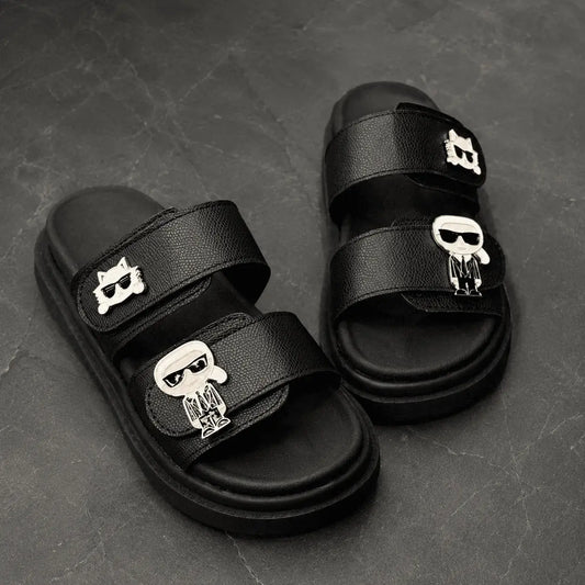 Compra sandalia Canoa para mujer Karl, cómoda y estable, con ajuste seguro y diseño ideal para uso diario y máximo confort al caminar.