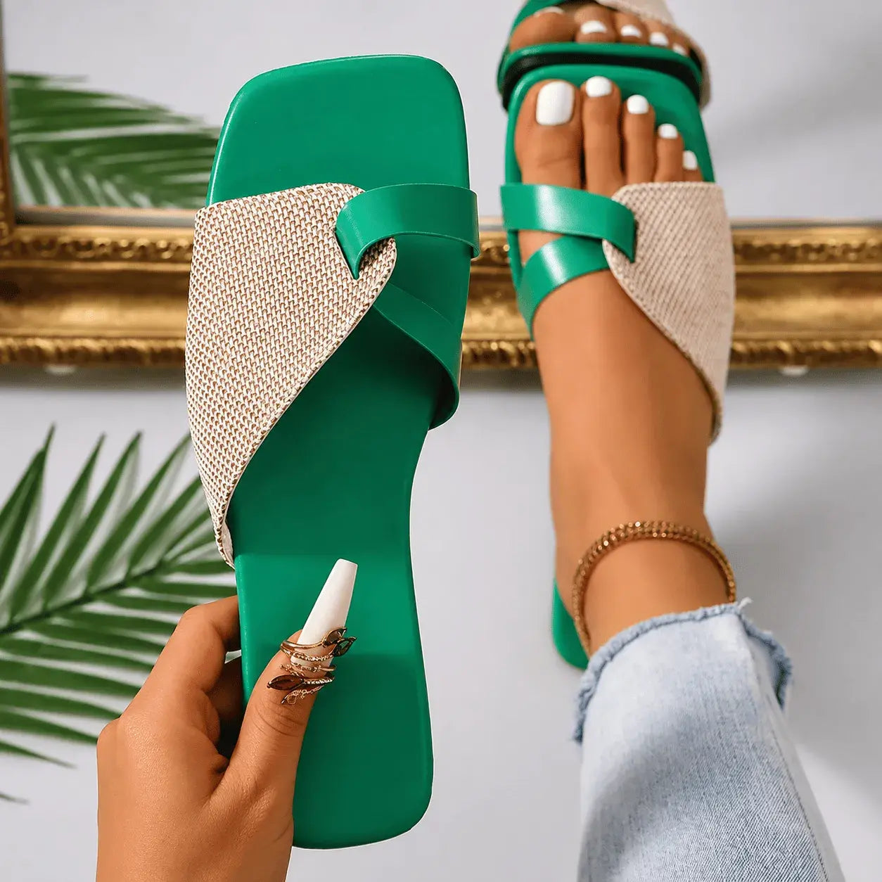 Compra sandalia plana para mujer elegante, ortopédica y antideslizante, cómoda y resistente para uso diario en interiores y exteriores.