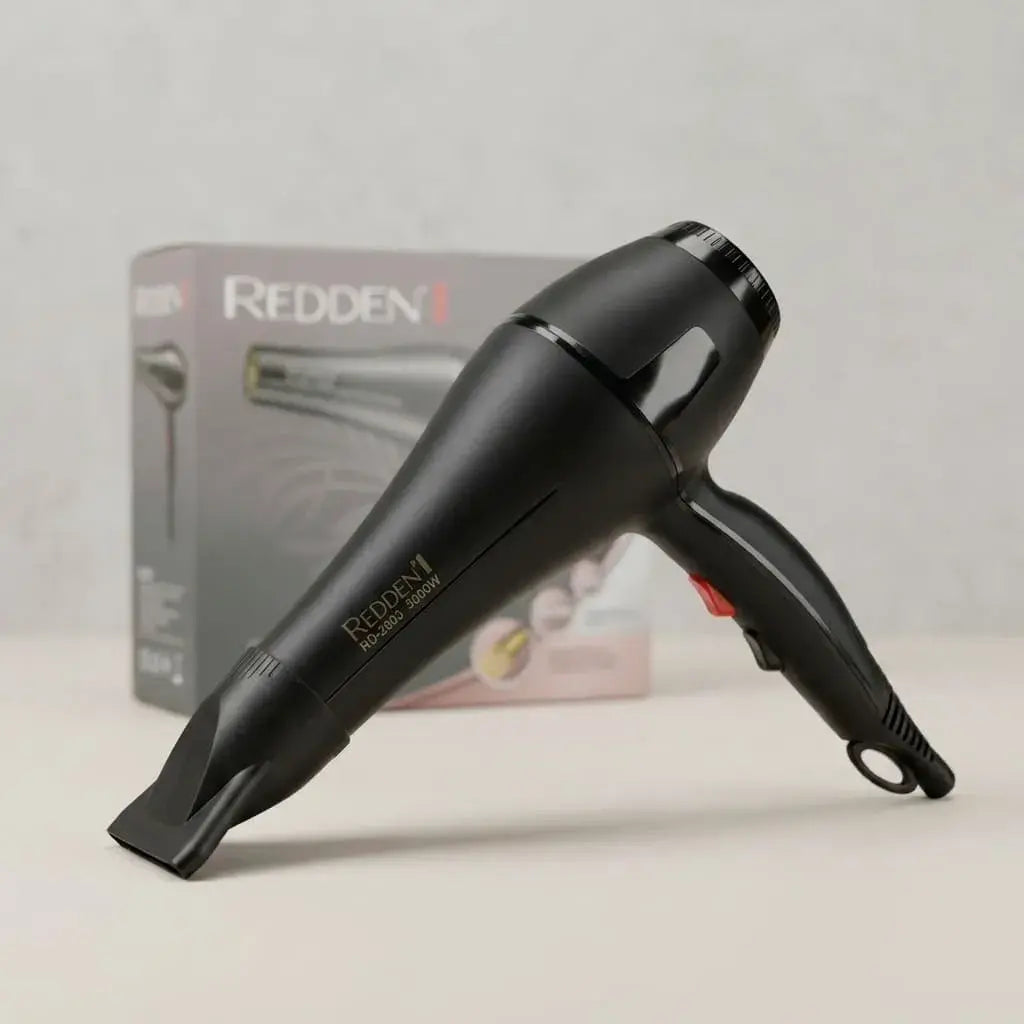 Secador de cabello Keratin Protect con tecnología ThermoProtect, flujo de aire potente y secado rápido. Ideal para uso doméstico intensivo y profesional ligero.