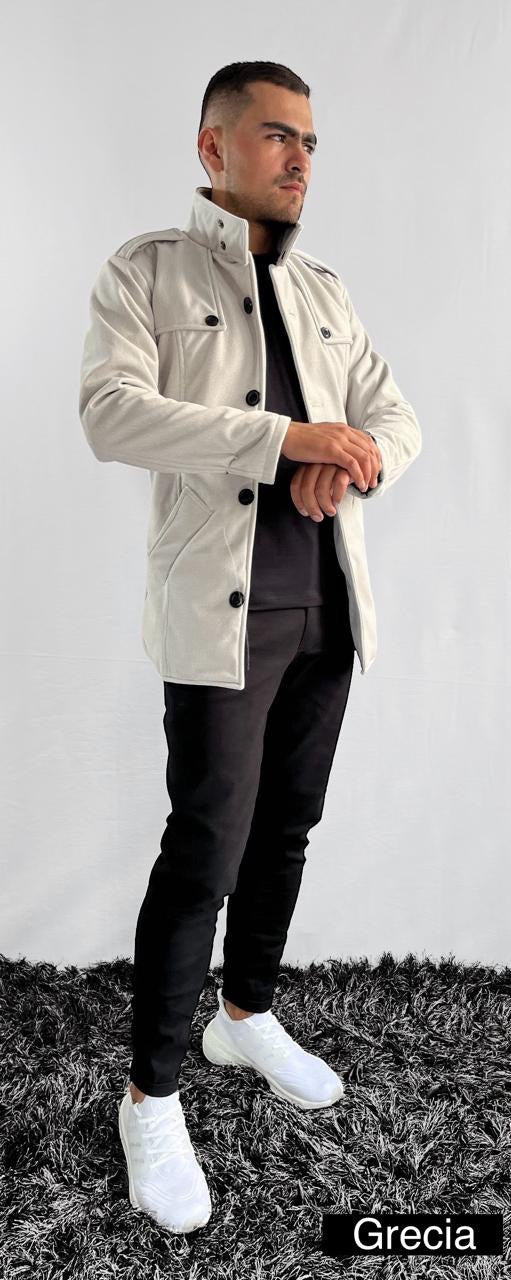 Compra semi gabán formal Grecia en paño suave, disponible en tallas S a XL. Elegancia y abrigo ligero con envío rápido en Colombia.