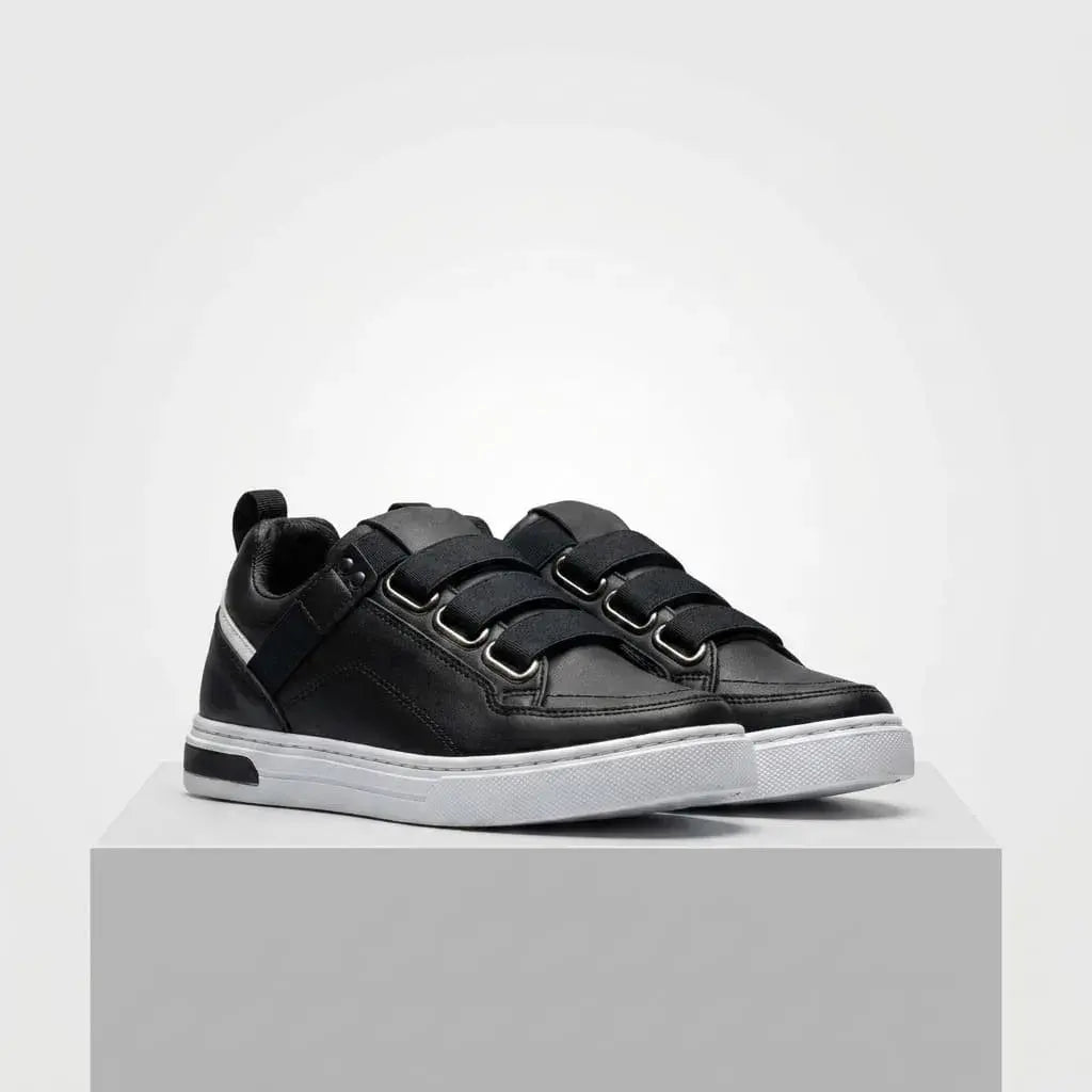 Tenis Alfa para Caballero Deportivo Casual. Calzado moderno, cómodo, liviano y resistente en material sintético, ideal para uso diario y salidas urbanas.