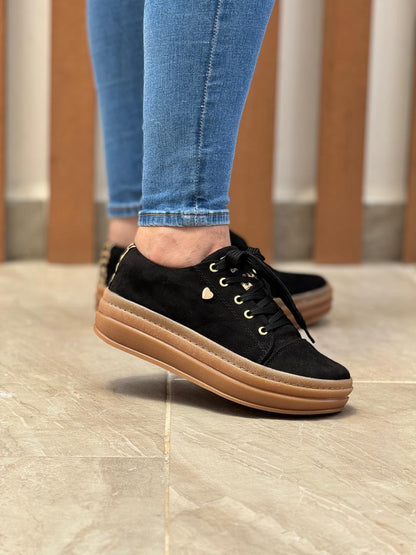 Tenis Bold 2.0 en lince y carnaza con suela expanso crepé ultraliviana cosida. Diseño moderno, resistente y cómodo para uso diario en Colombia.