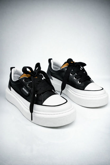 Tenis fashion dama con plataforma chunky, suela EVA ultraliviana y diseño moderno. Cómodos, resistentes y perfectos para uso diario en Colombia.