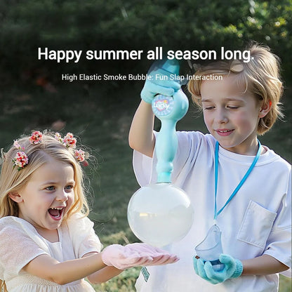Varita mágica de burbujas para niños con efecto niebla, luces LED y música. Juguete recargable ideal para fiestas, juegos interactivos y diversión al aire libre.